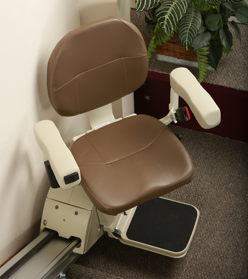 Aviator light brown seat